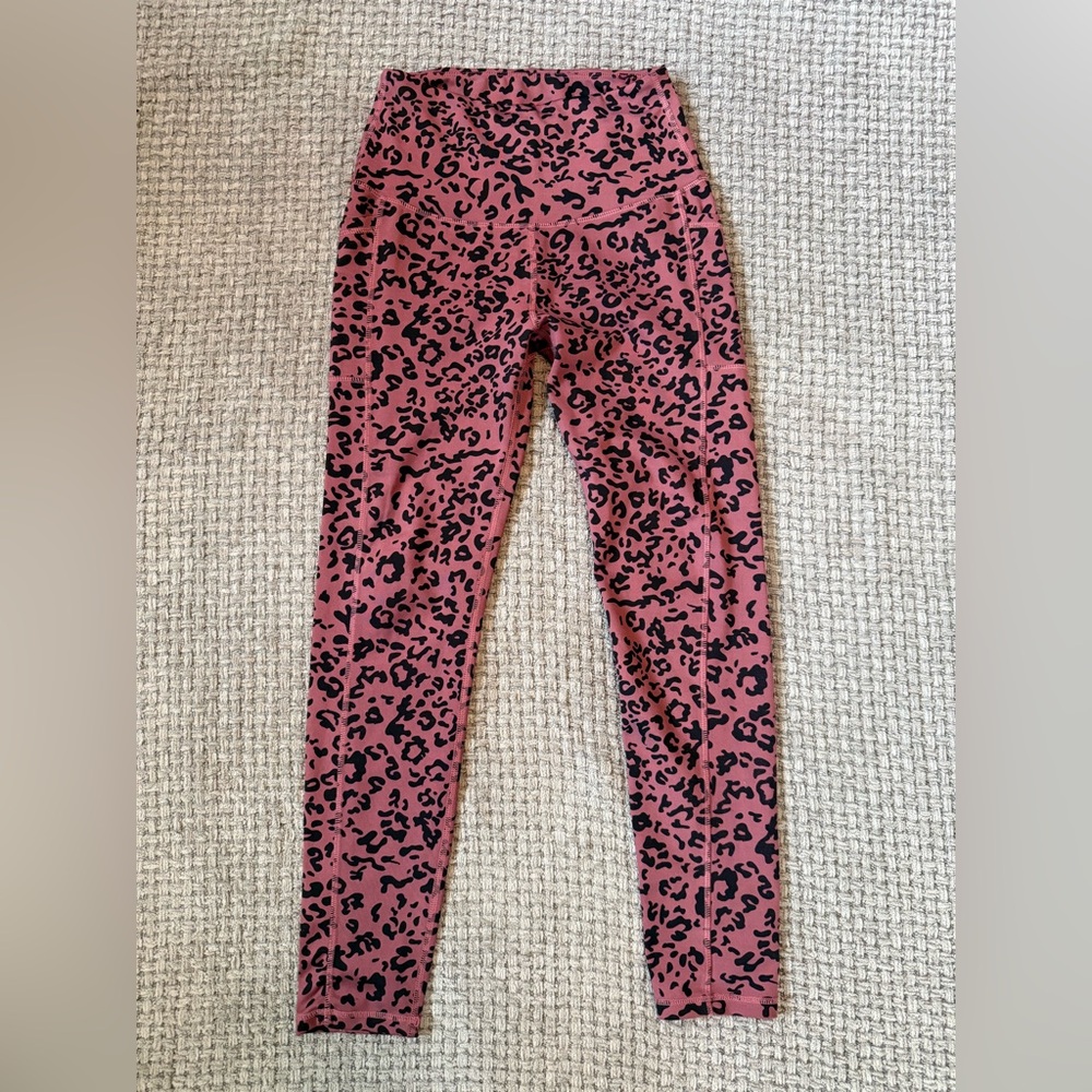 LegEnd pink and‎ Black cheetah leggings